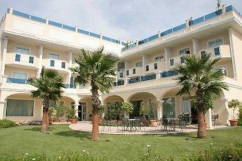 Gardenia Hotel Lazzaro Luaran gambar