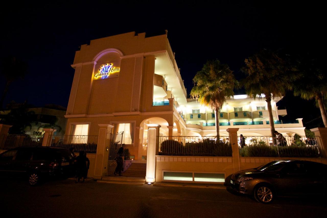 Gardenia Hotel Lazzaro Luaran gambar