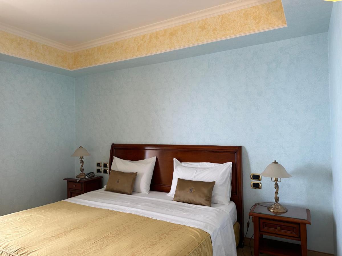 Gardenia Hotel Lazzaro Luaran gambar