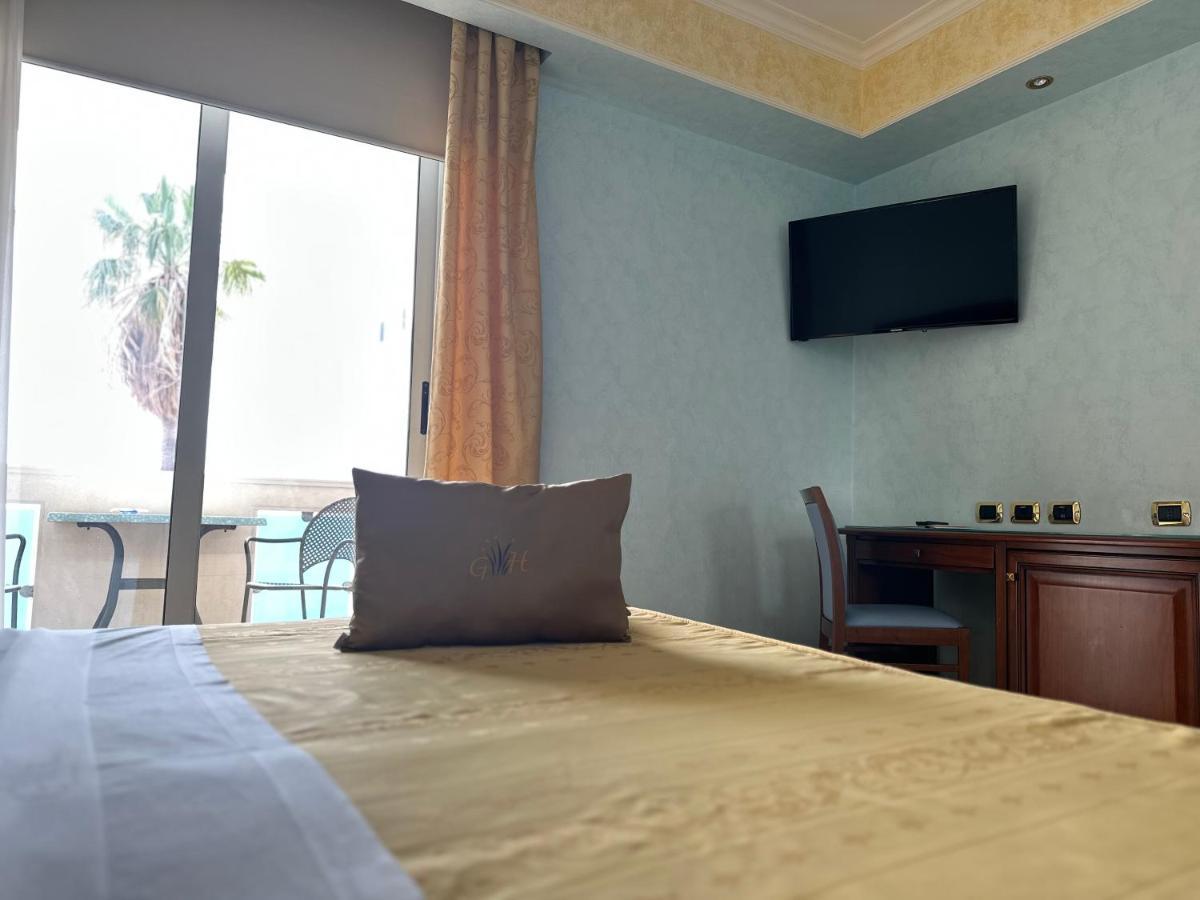 Gardenia Hotel Lazzaro Luaran gambar