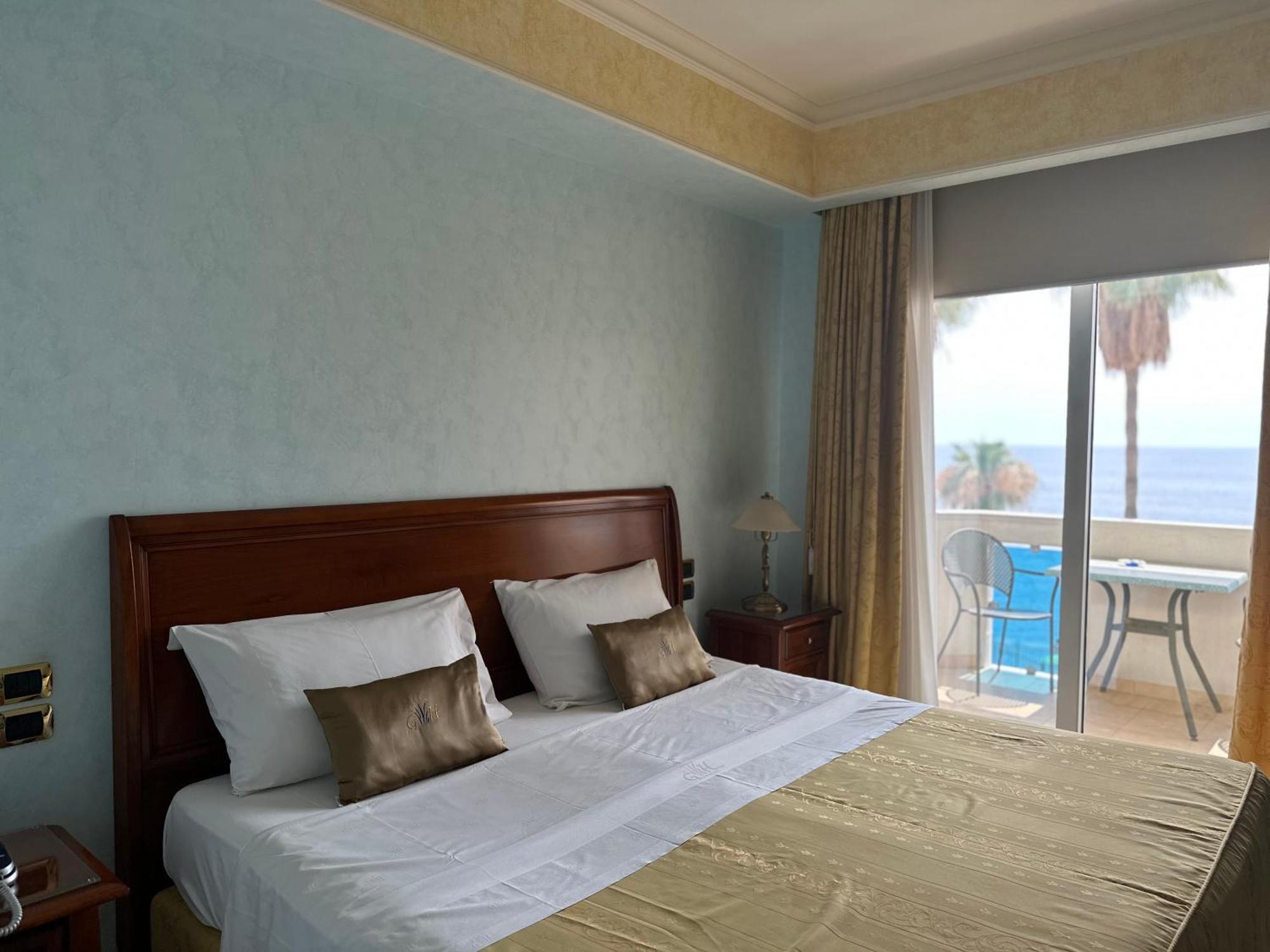 Gardenia Hotel Lazzaro Luaran gambar