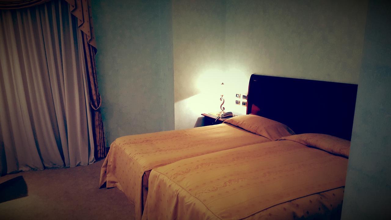 Gardenia Hotel Lazzaro Luaran gambar
